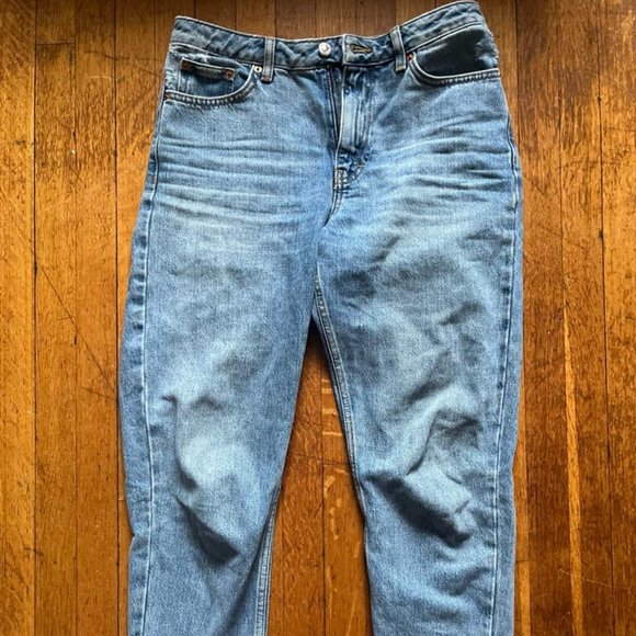 Topshop Mom Jeans (Bleach Blue) - Picture 3 of 4